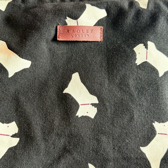 Radley London Scottie Dog Canvas Tote Bag - Picture 4 of 8